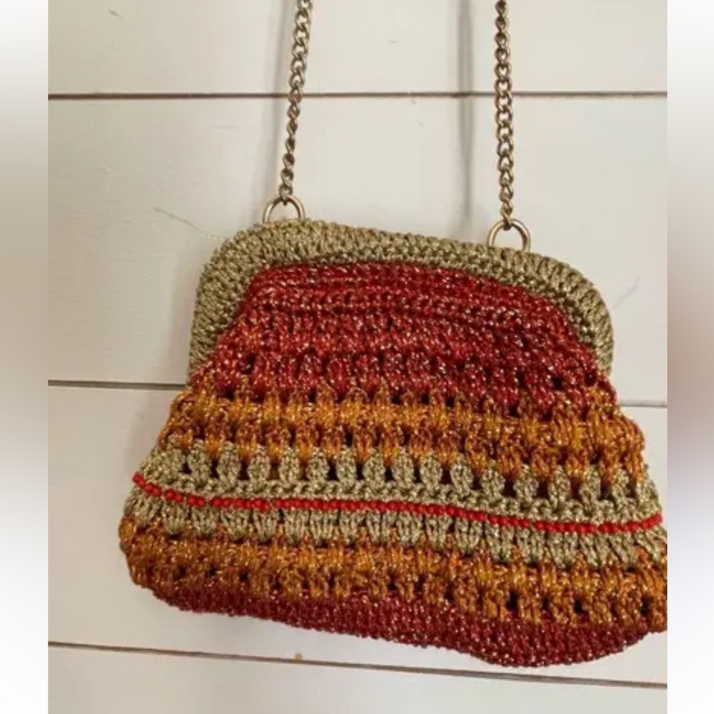 FP Collection - Sweet Emotions Clutch
New never used.